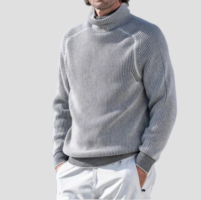 Elegant Men’s Cashmere Turtleneck Sweater