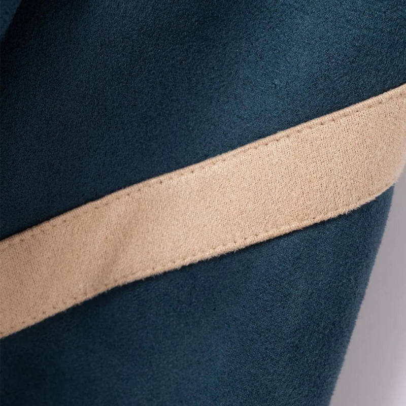 Elegant Men’s Wool-Blend Sweater