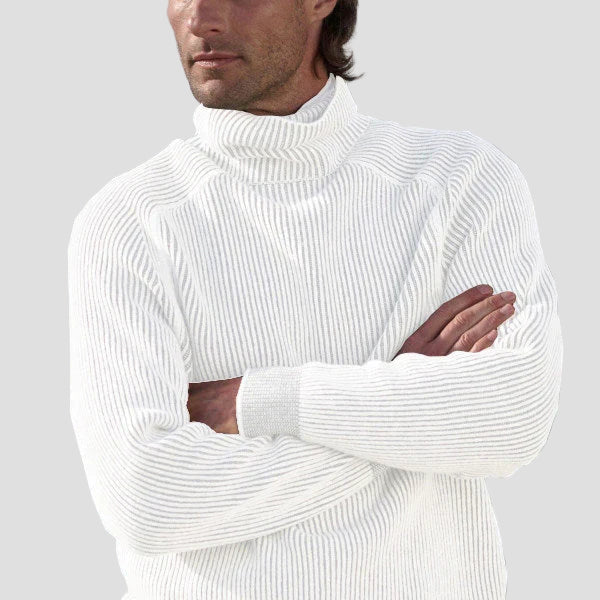 Elegant Men’s Cashmere Turtleneck Sweater