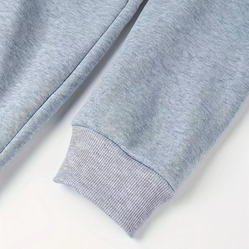 Men’s Sport Hoodie with Multiple Pockets